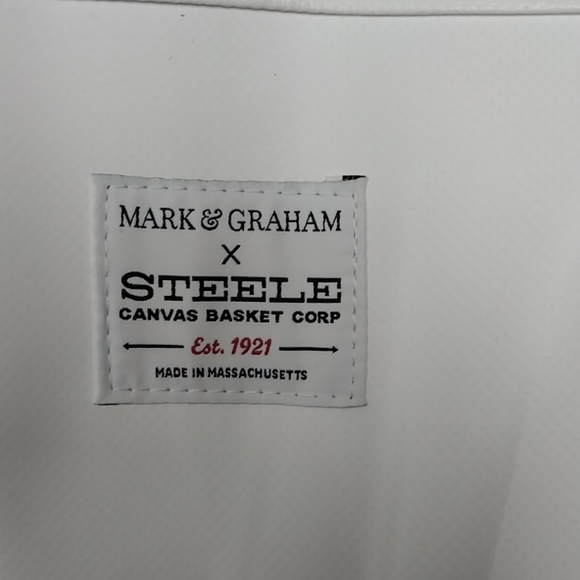 Pottery Barn Mark and Graham tote bag - Picture 2 of 3